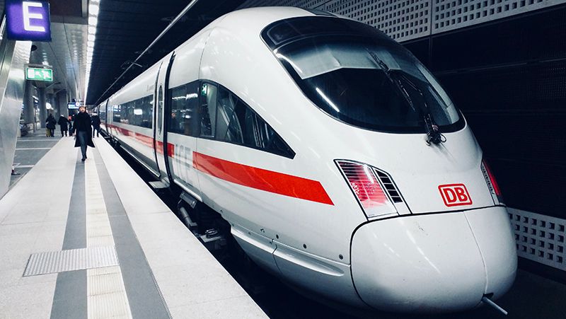 Soluciones de Fabricación de Caucho para el Sector Ferroviario y Marítimo